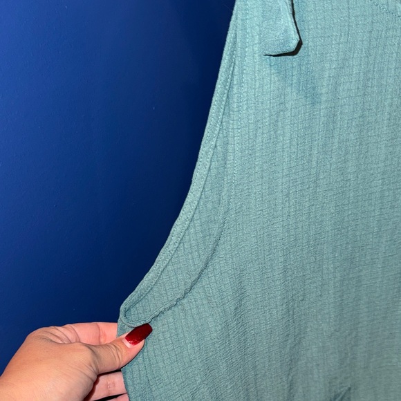 Emery Rose- Women’s Sage Green Sleeveless Romper with Pockets Size Large - Picture 13 of 15